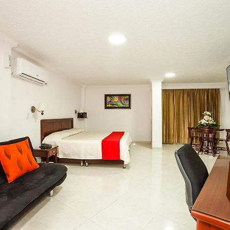 Hotel La Luna Santiago de Cali Bagian luar foto
