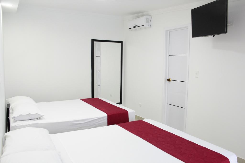 Hotel La Luna Santiago de Cali Bagian luar foto