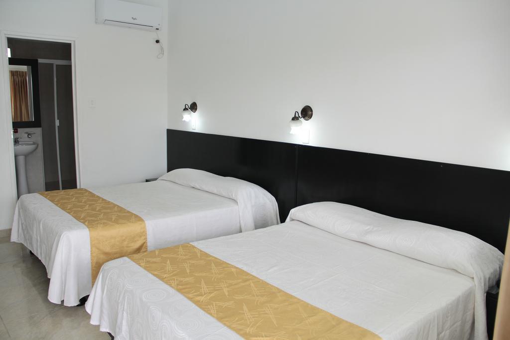 Hotel La Luna Santiago de Cali Bagian luar foto