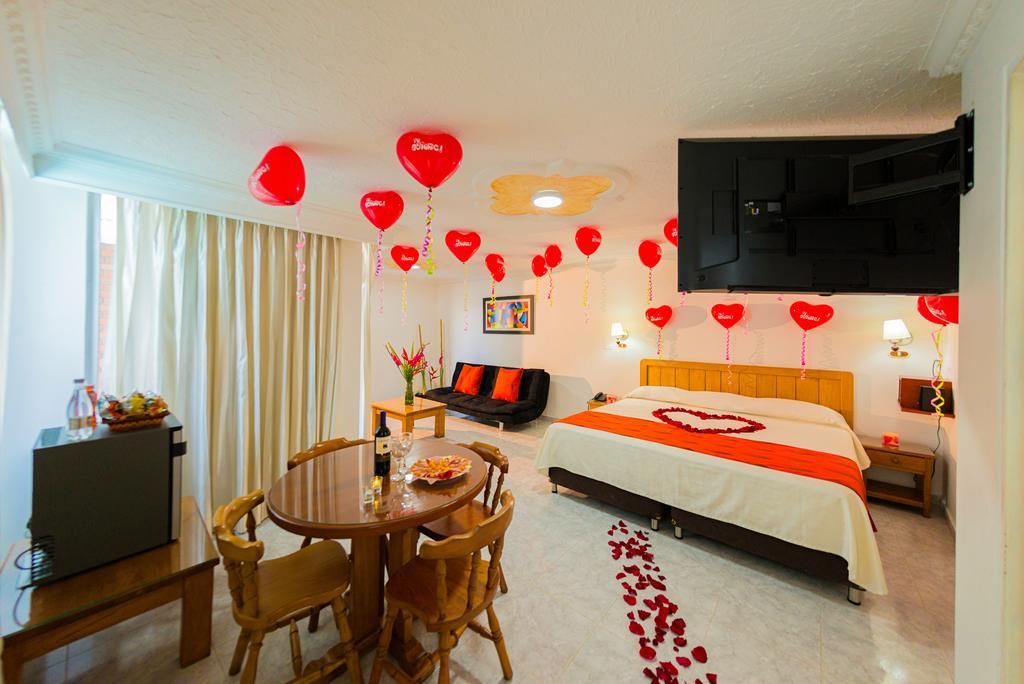 Hotel La Luna Santiago de Cali Bagian luar foto