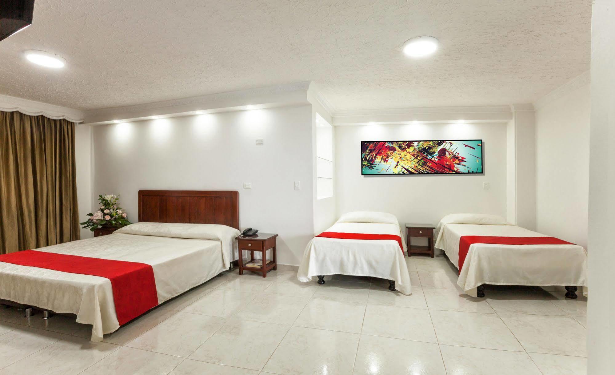 Hotel La Luna Santiago de Cali Bagian luar foto