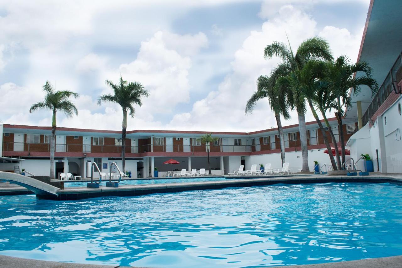 Hotel La Luna Santiago de Cali Bagian luar foto