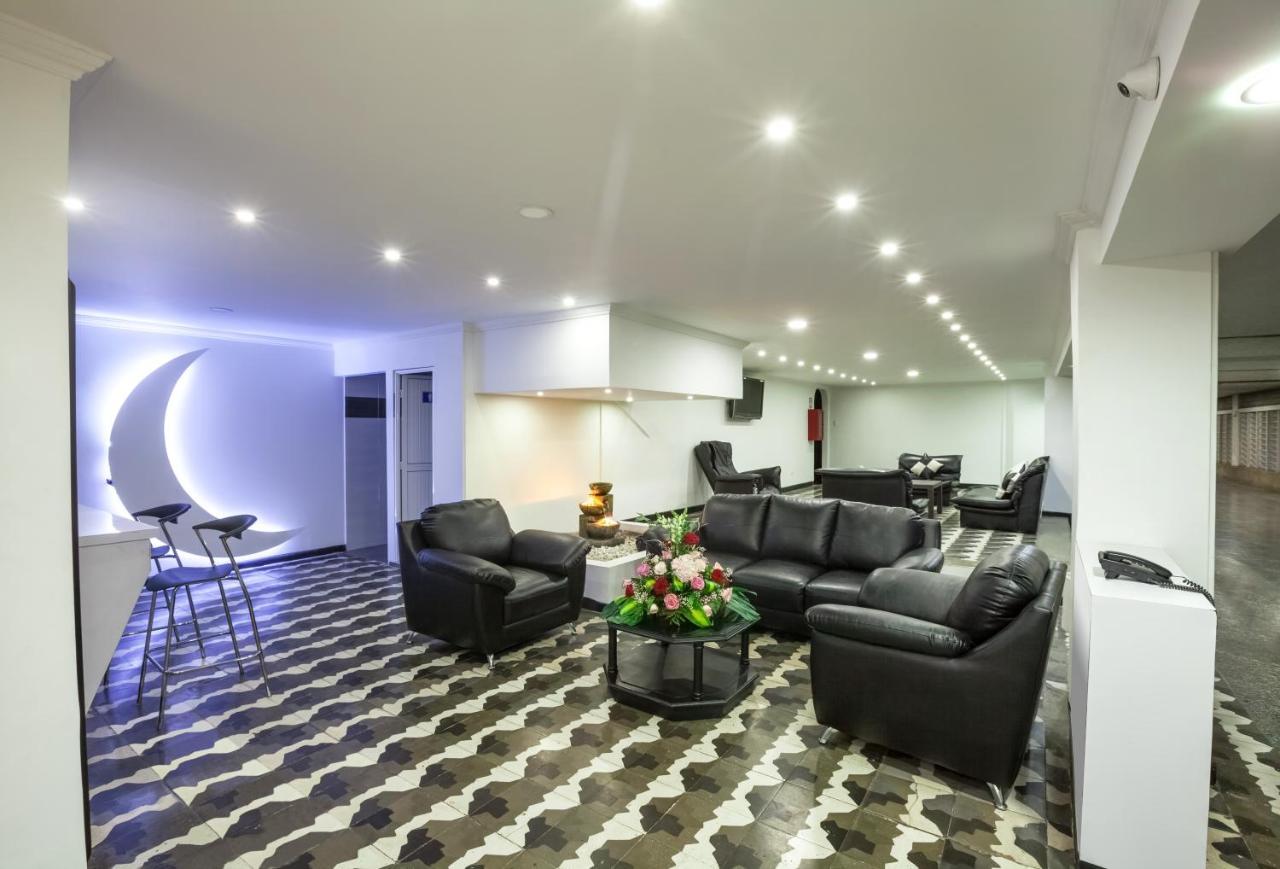 Hotel La Luna Santiago de Cali Bagian luar foto